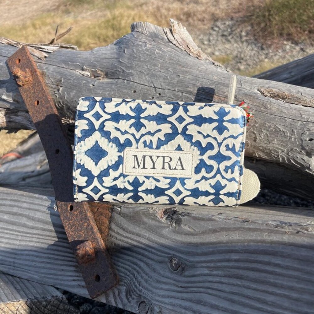 Blue and White Leather Myra Wallet - Picture 2 of 4